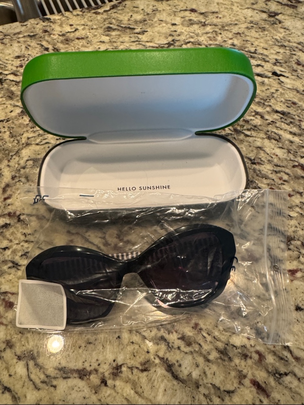 kate spade Aglaia/S Black Cat-Eye Sunglasses - Picture 5 of 5
